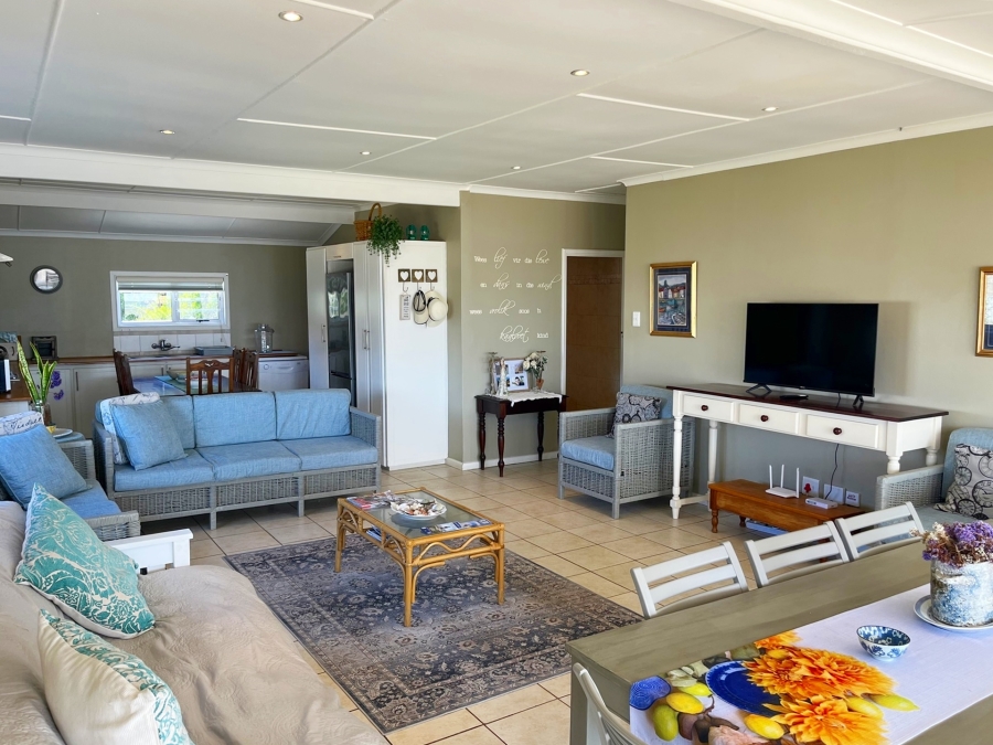 3 Bedroom Property for Sale in Struisbaai Western Cape